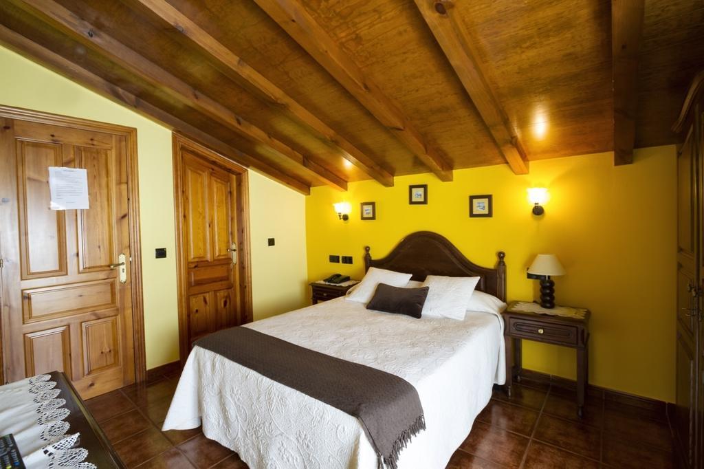 Hotel La Ercina Intriago Kamer foto